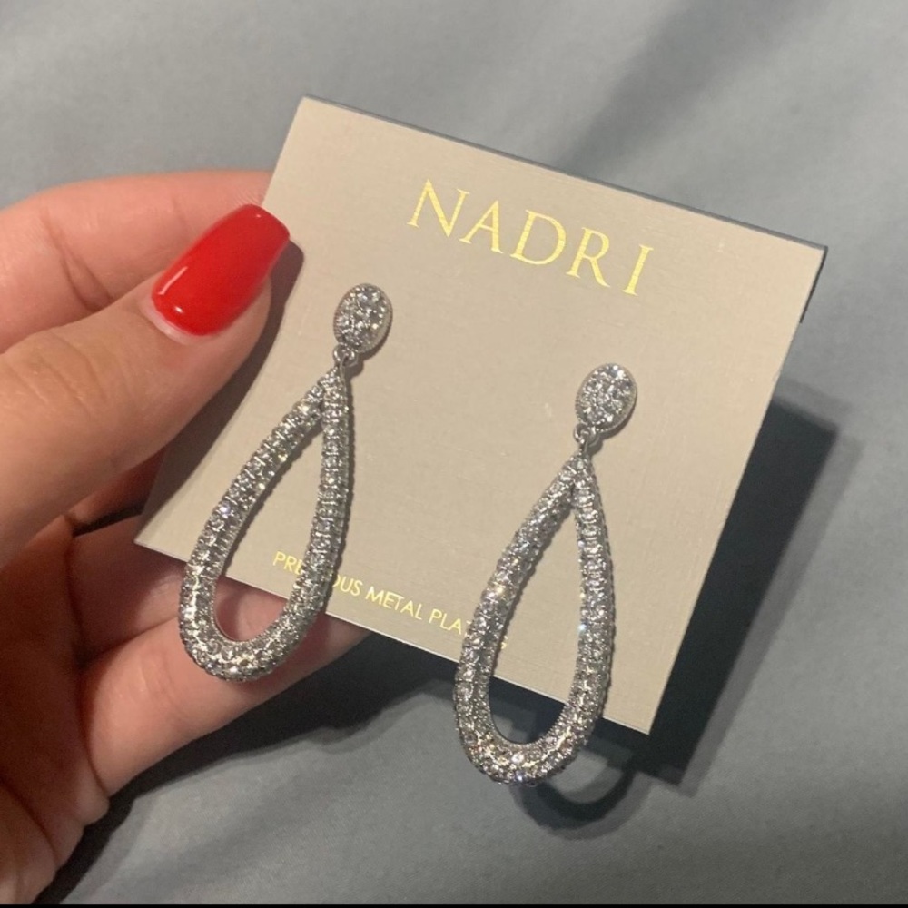 Teardrop earrings